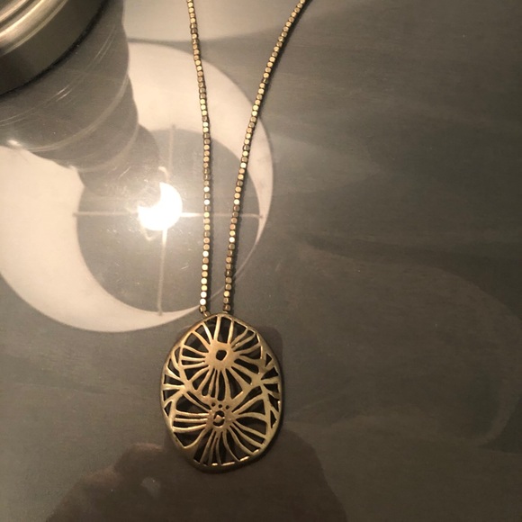Banana republic necklace